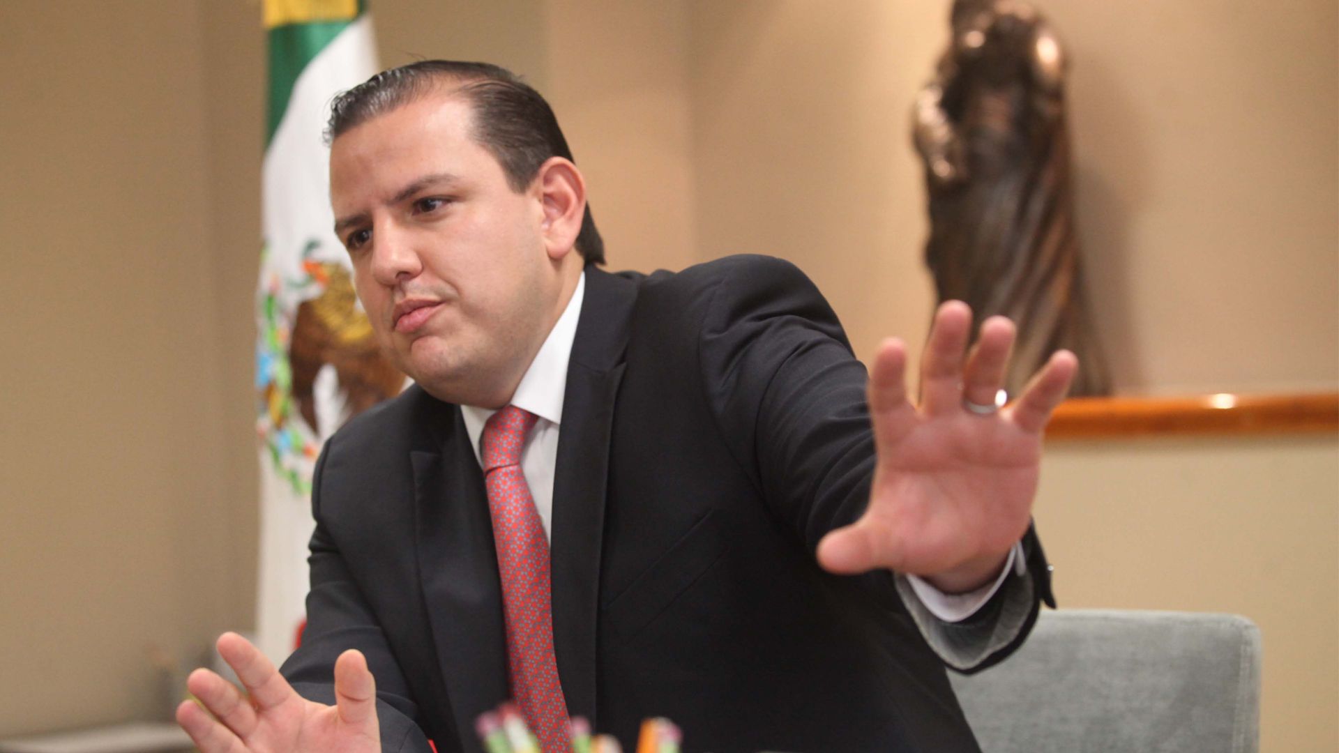 Renuncia subsecretario de Egresos de SHCP, será diputado plurinominal