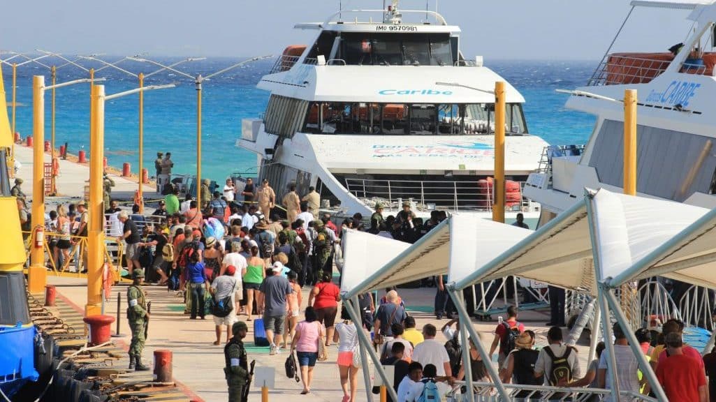Instalan arcos de seguridad en cruce Playa del Carmen-Cozumel