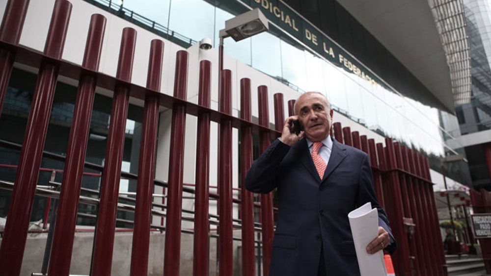 Ferriz de Con presenta recurso contra recolección de firmas