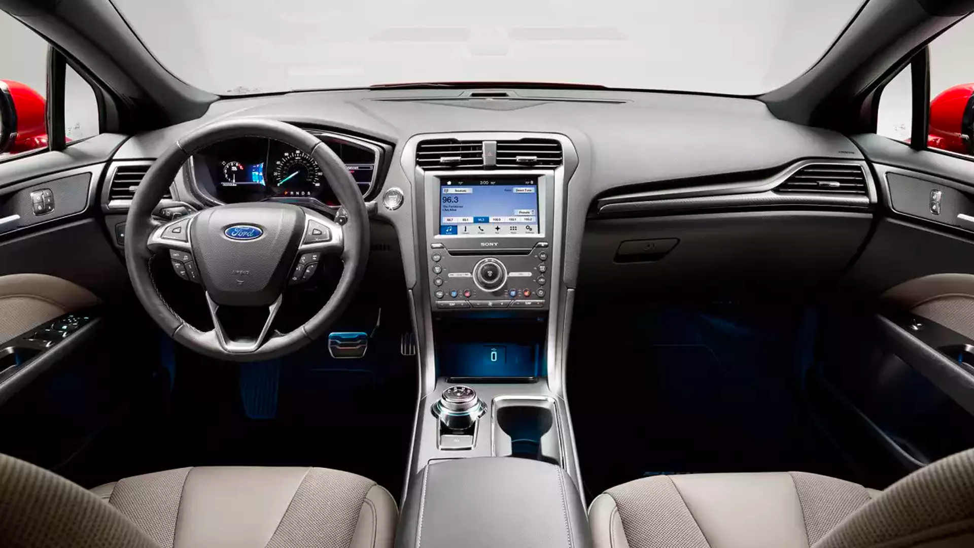 Ford busca eliminar olor a “coche nuevo”