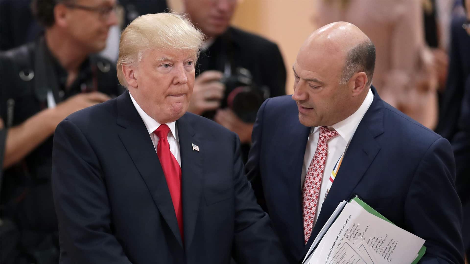 Renuncia principal asesor económico de la Casa Blanca