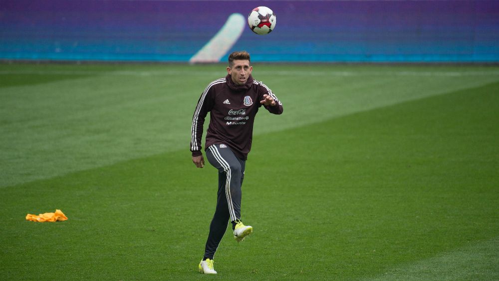 Descartan a Héctor Herrera para jugar en Fecha FIFA