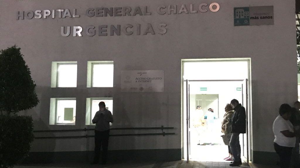 #Video Mujer da a luz en baño del Hospital General de Chalco