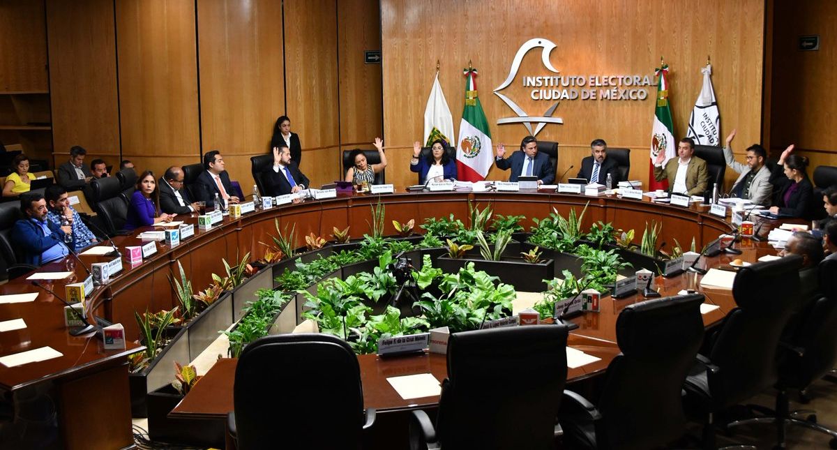 Avalan 13 candidaturas independientes a diputaciones y alcaldías