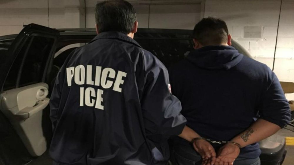 Detienen a 232 inmigrantes en California