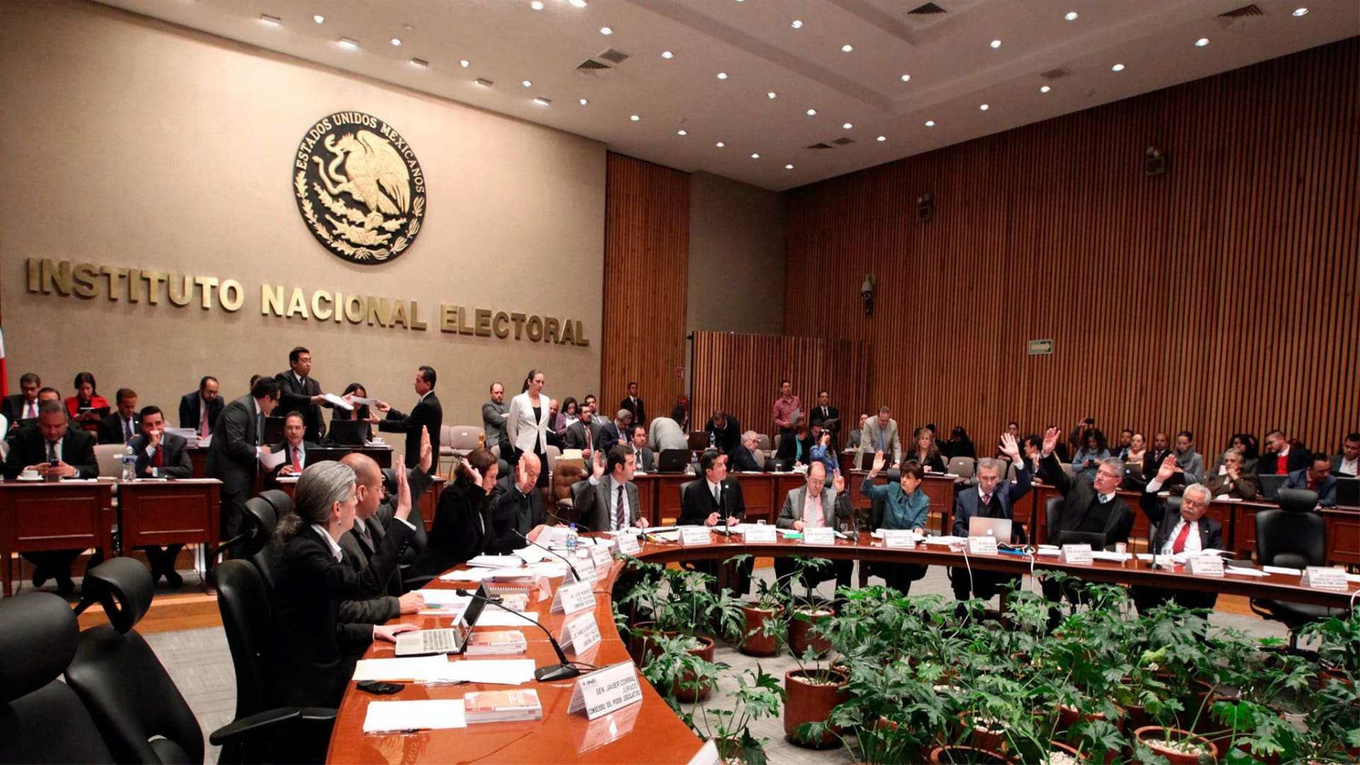 Candidatos a Presidencia han gastado 157.2 mdp en lo que va de campañas - instituto-nacional-electoral