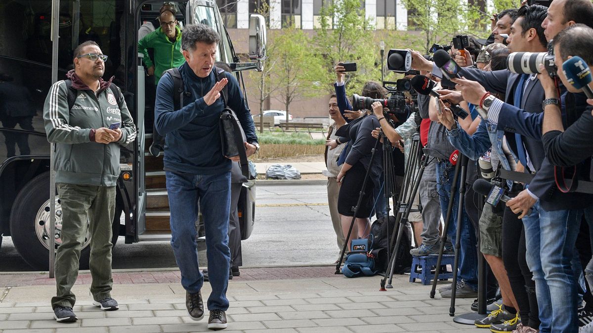 Juan Carlos Osorio molesto por ausencias de Croacia