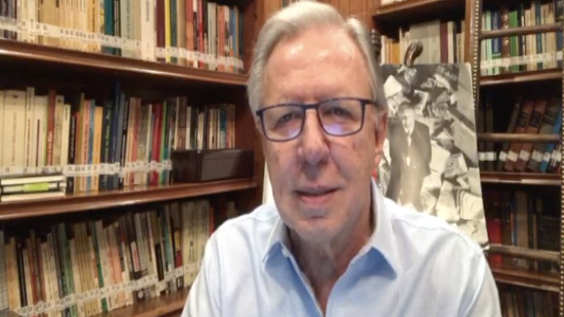 ¡Las noticias! Tiroteo en Reforma 222