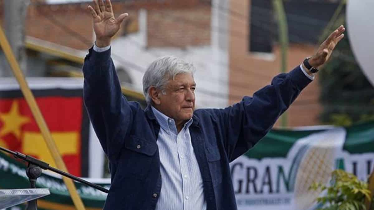 “No establezco relaciones de complicidad con nadie”: AMLO