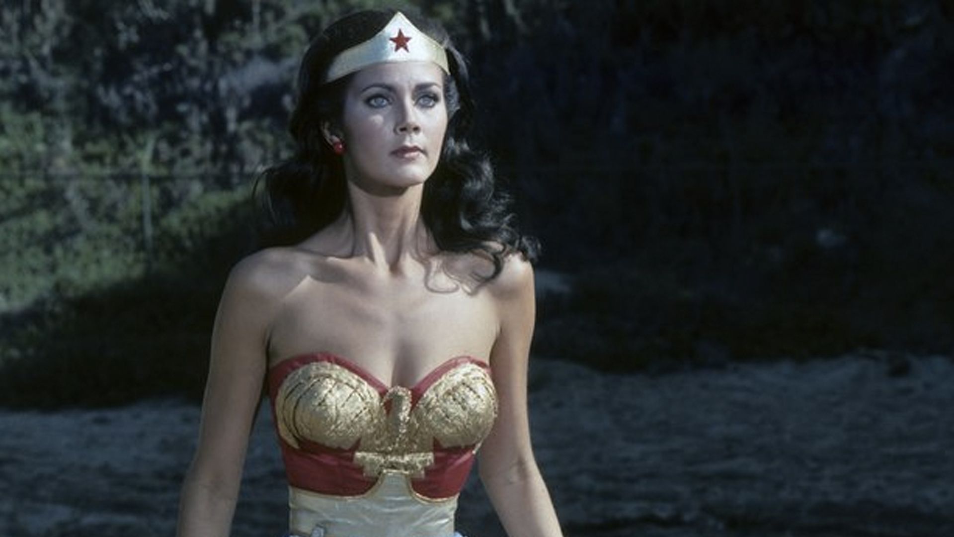 Lynda Carter denuncia abuso sexual