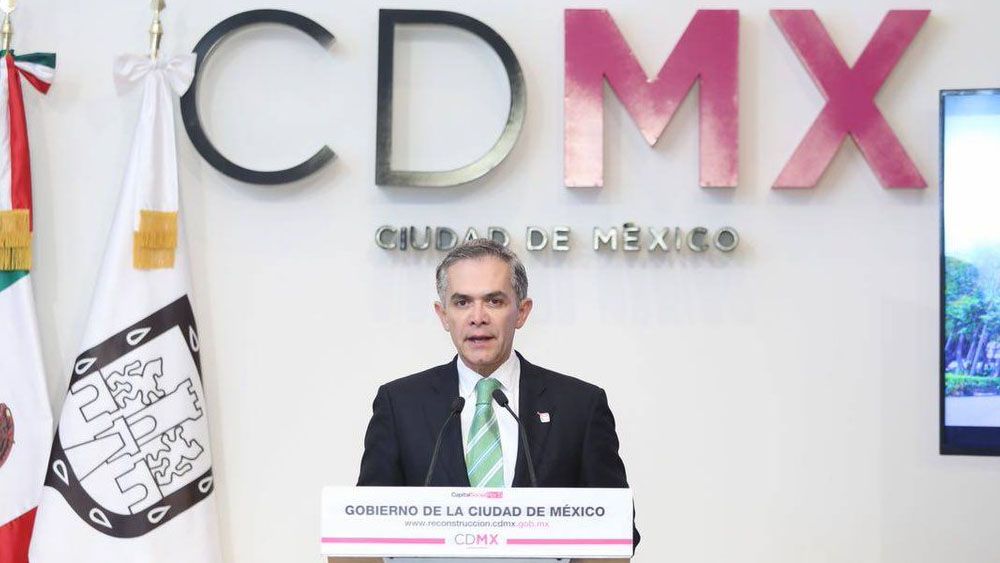 Mancera deja el gobierno de la Ciudad de México