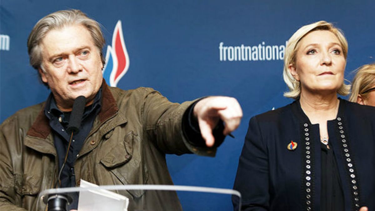 Steve Bannon muestra su apoyo a Marine Le Pen