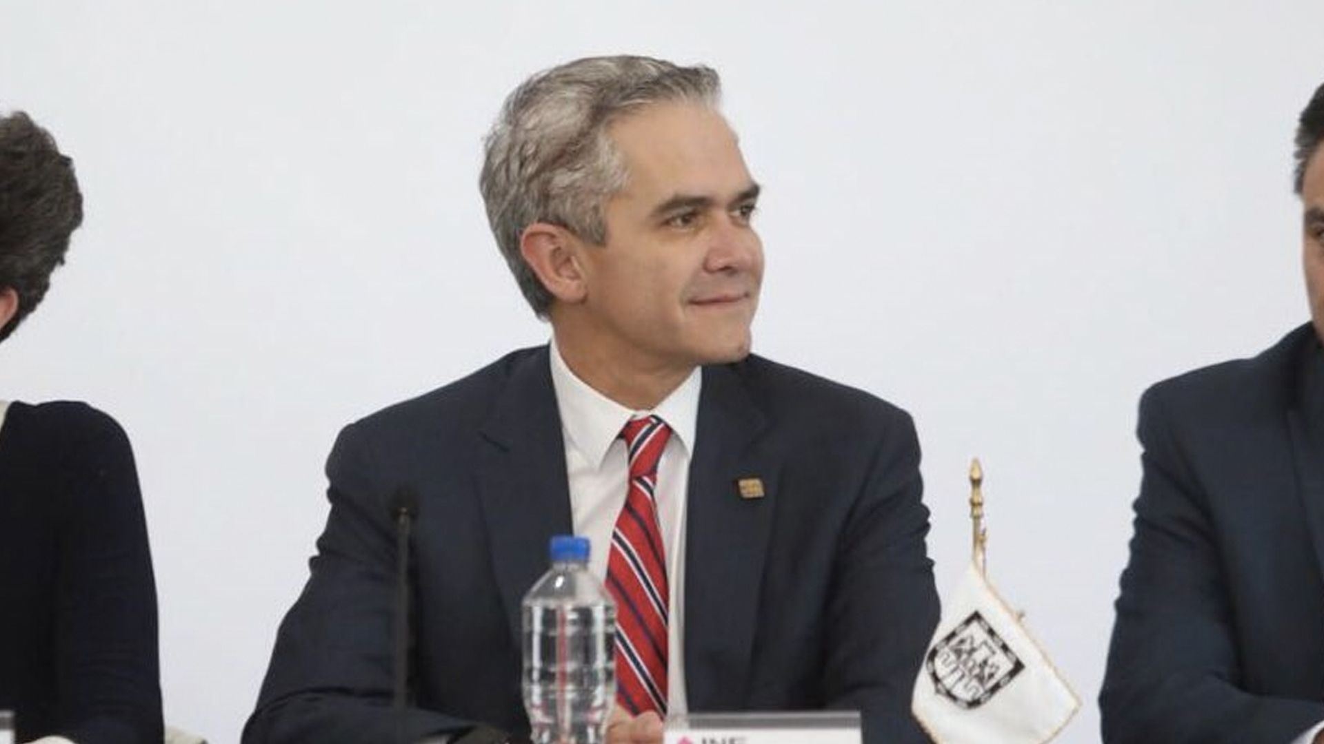 Mancera acepta interés en ser fiscal general de la nación