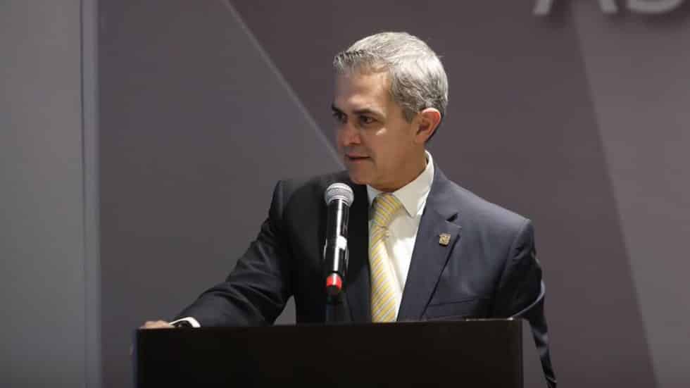 Van tres denuncias por cierre de válvulas de agua en la capital: Mancera