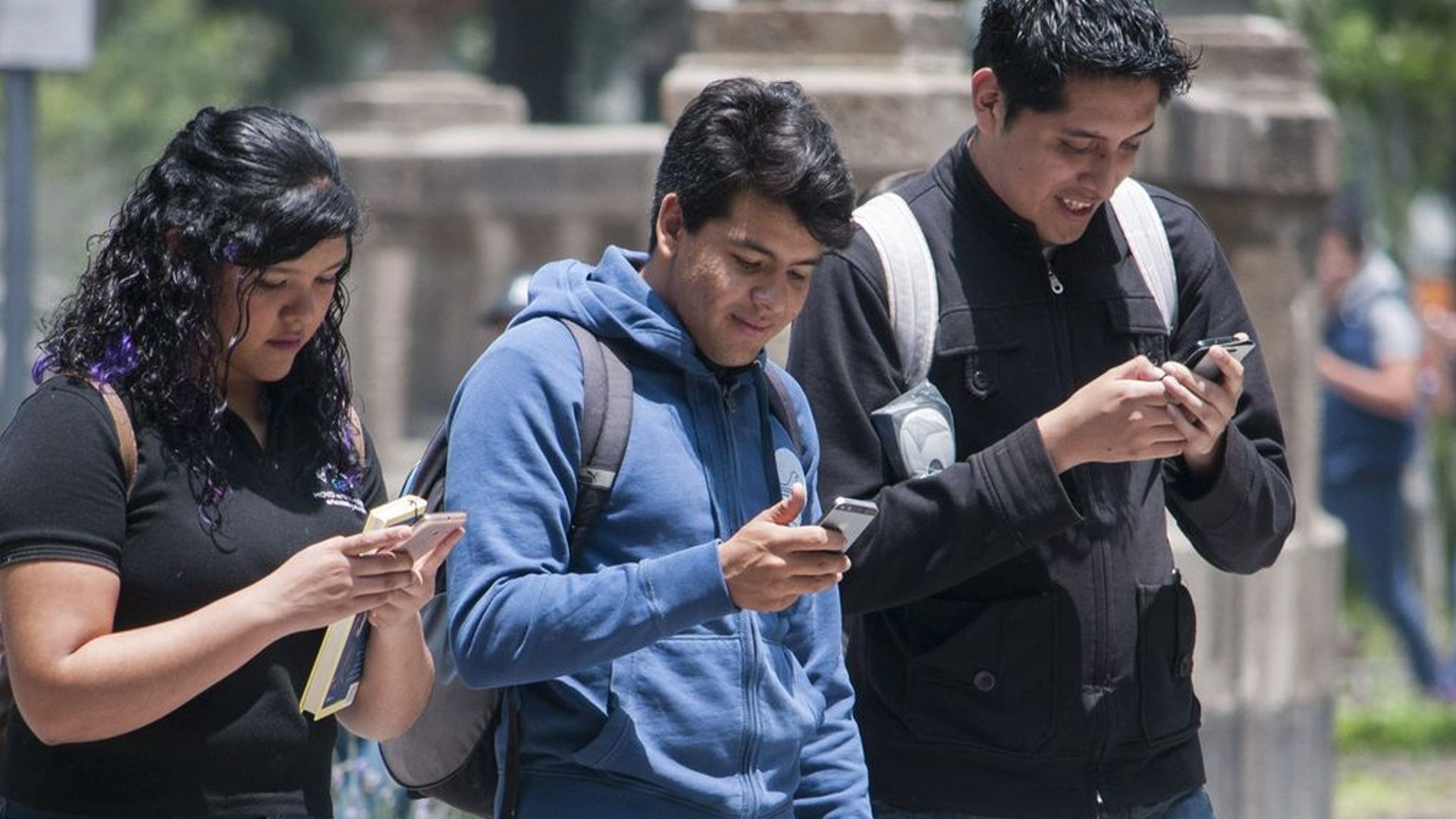 Millennials recibirán dos mil pesos al mes de pensión si no ahorran