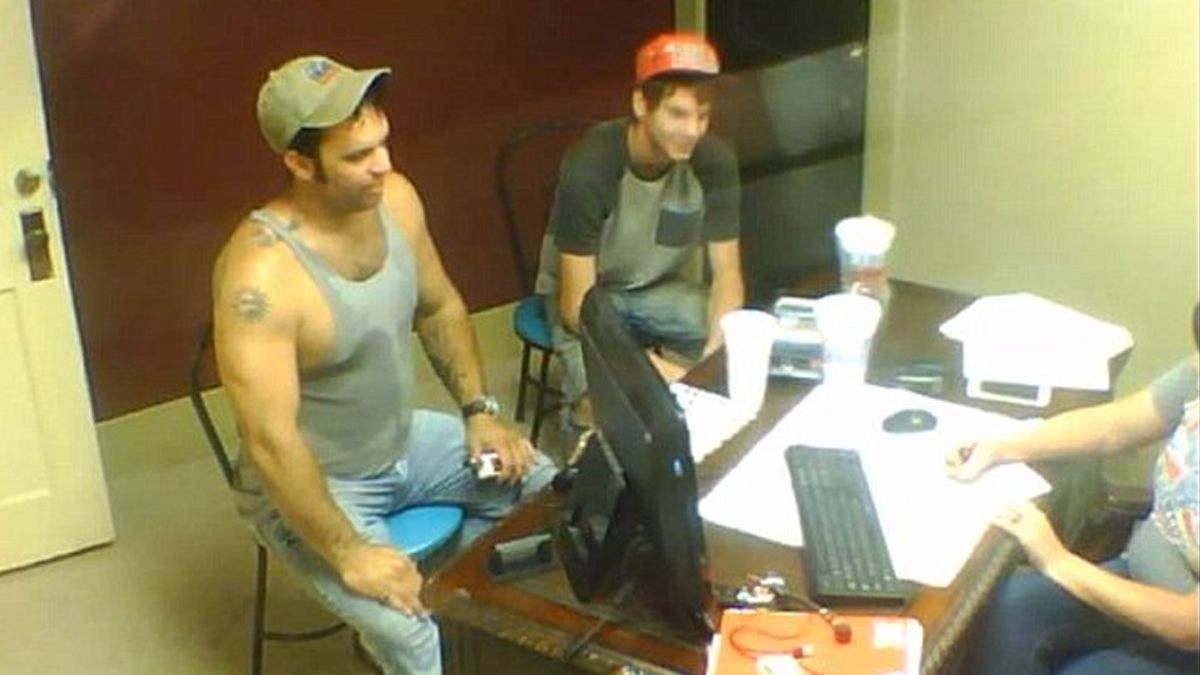 #Video Mujer asesina a delincuente frente a su hijo