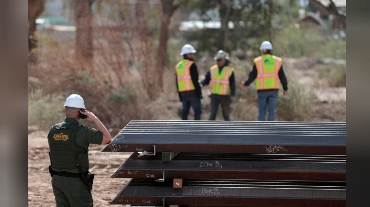 Diputados piden vetar a constructores que participen en muro de Trump