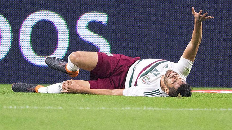 Araujo será baja del Mundial con el Tricolor