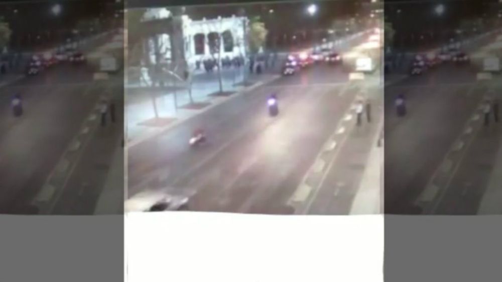 Detienen a hombre que intentó arrollar a policías