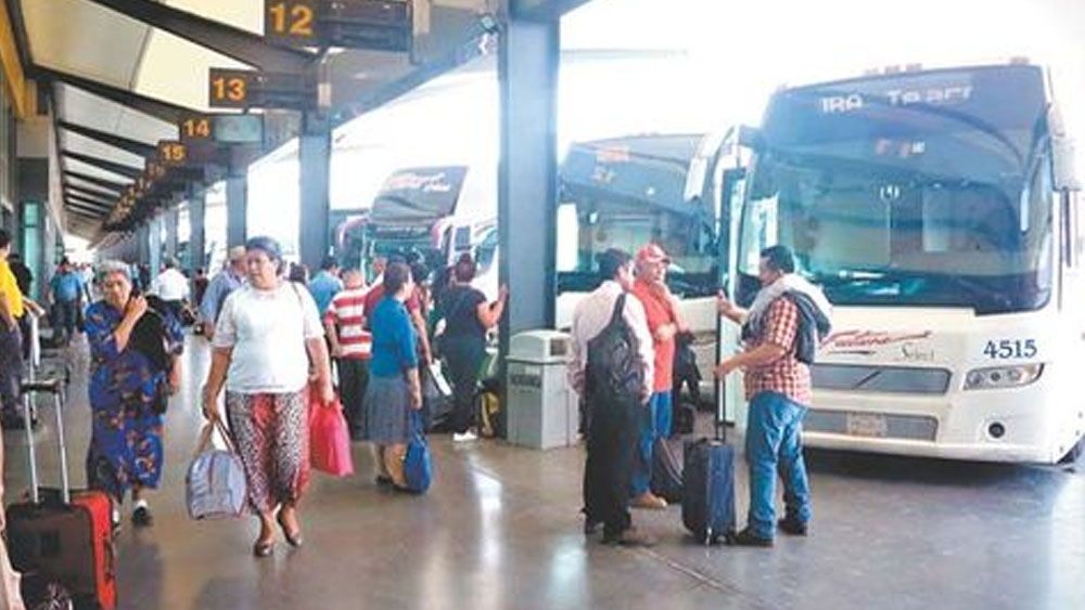 Regios cruzan hacia EE.UU. por Reynosa pese a advertencias