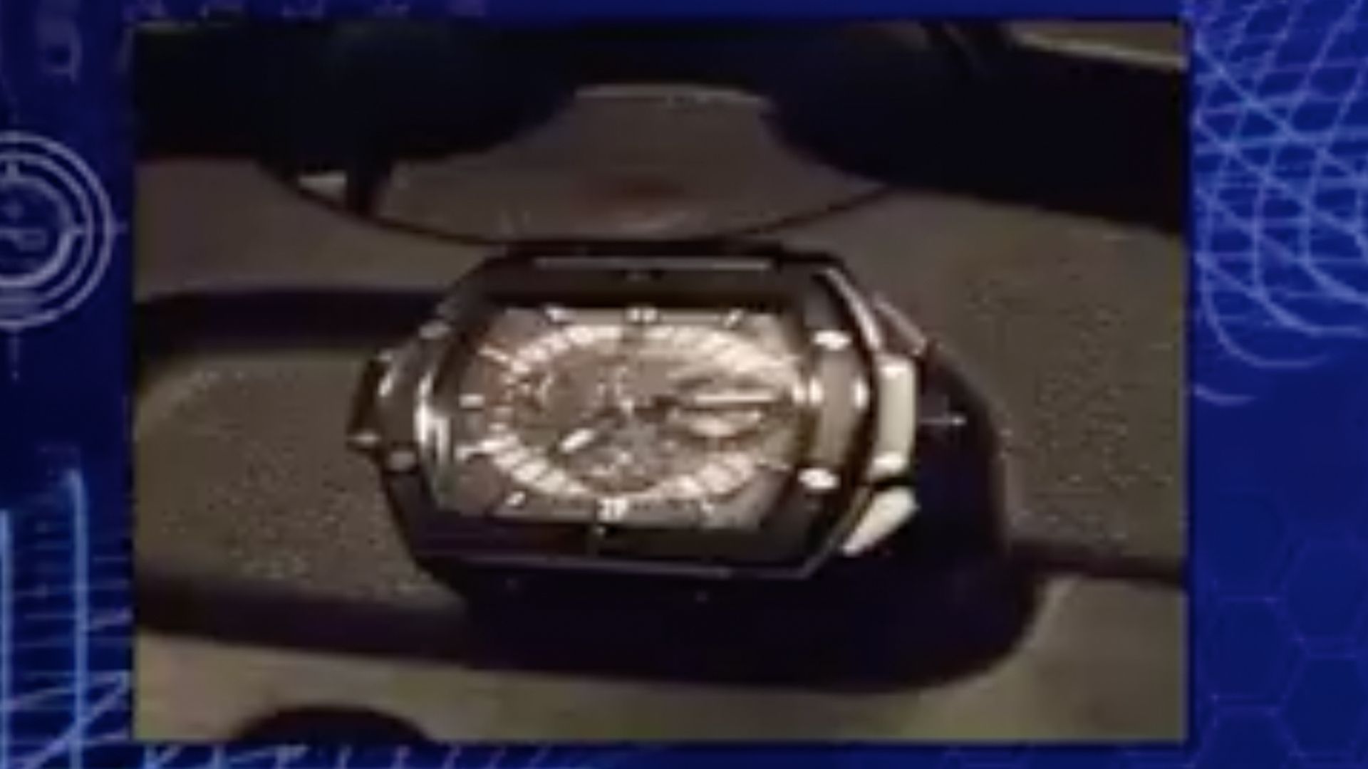 Detienen a hombre que robó reloj valuado en 45 mil dólares