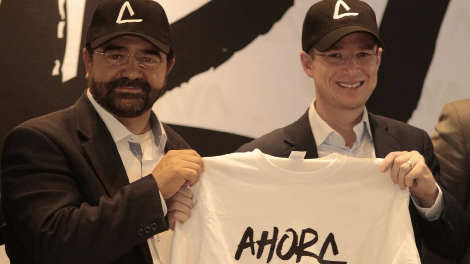 Álvarez Icaza se une a campaña de Ricardo Anaya