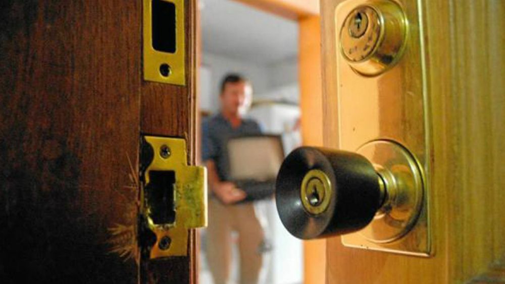 Autoridades capitalinas alertan por robo a casa habitación en Semana Santa