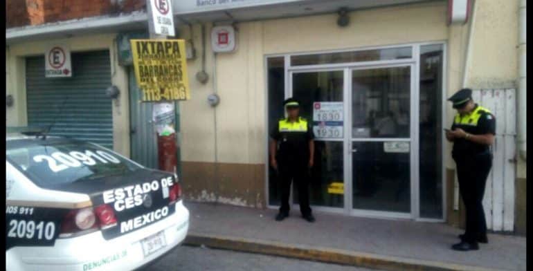 Intento de robo a banco deja un herido en Estado de México Intento de robo a banco deja un herido en Estado de México