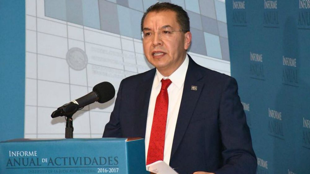 Renuncia director del Instituto de la Judicatura Federal por robo de exámenes