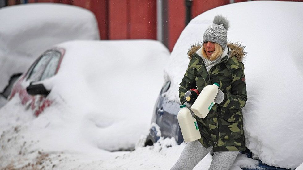 La Bestia del Este y Emma generan caos en el Reino Unido