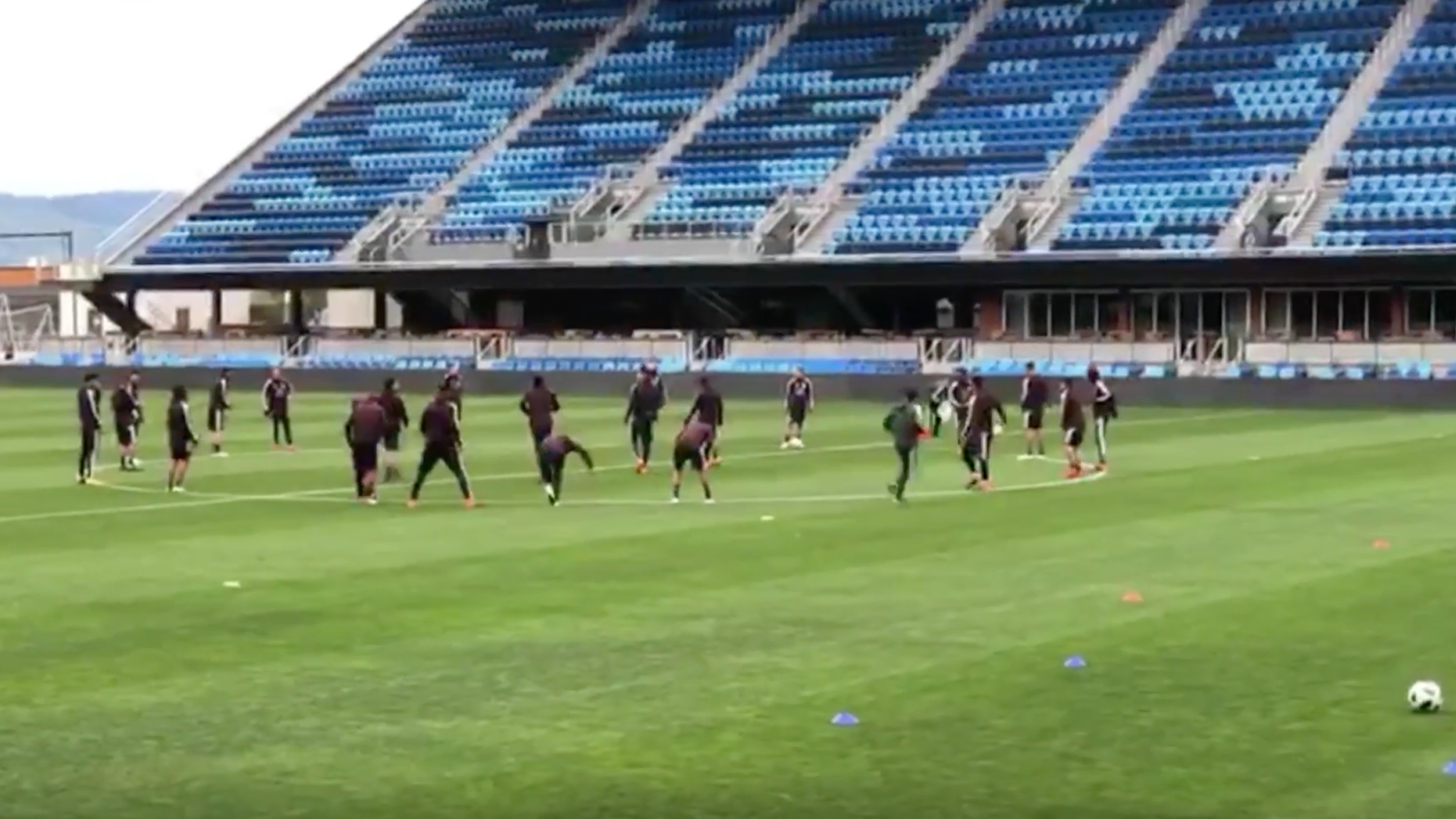 Tri llega al Avaya Stadium previo al partido vs Islandia