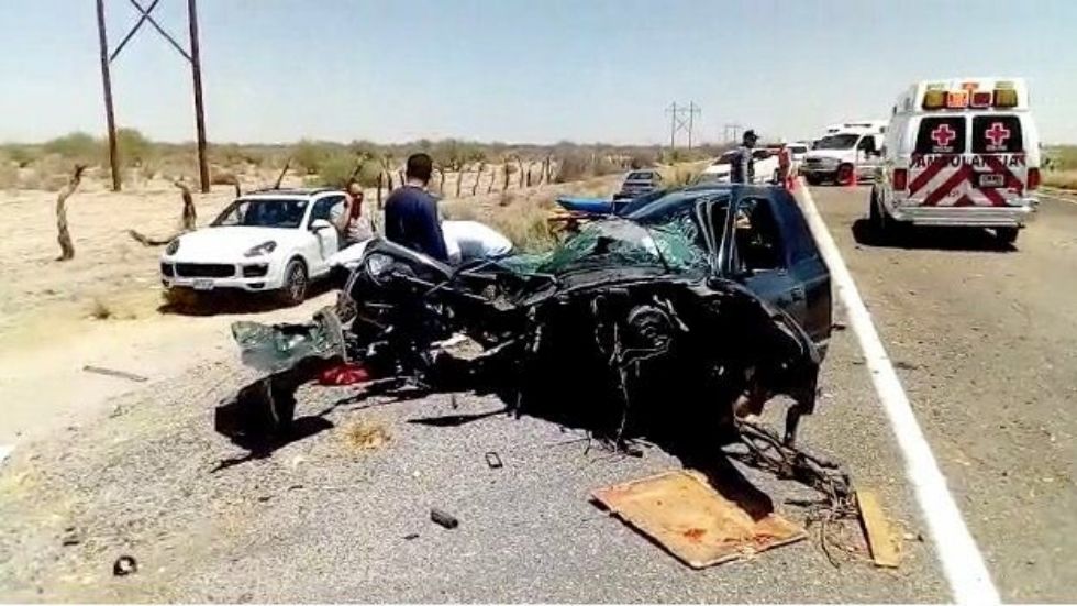 Accidente sobre carretera Hermosillo-Bahía de Kino deja tres muertos - accidente-carretera-hermosillo-bahia-de-kino-3