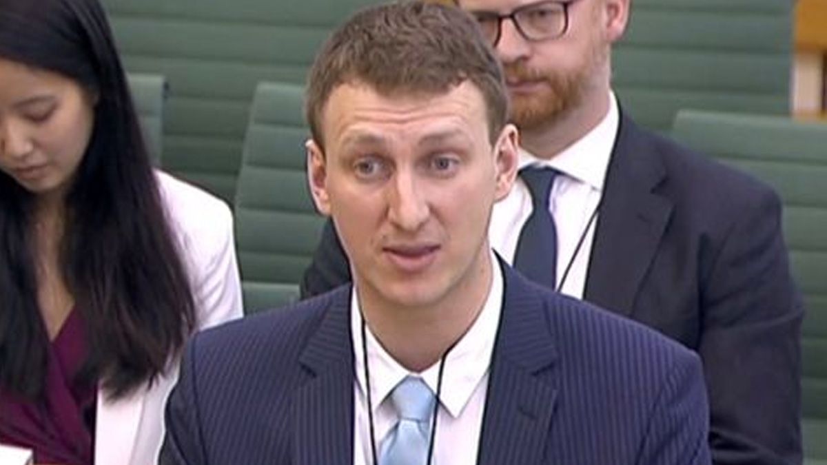 Miles de empresas han usado datos de Facebook: maestro de Cambridge - aleksander-kogan