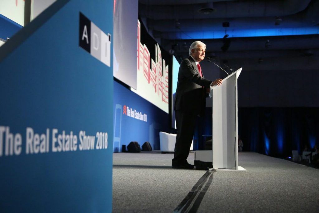 AMLO declina participar en reunión de BBVA Bancomer - amlo-real-estate-1024x683