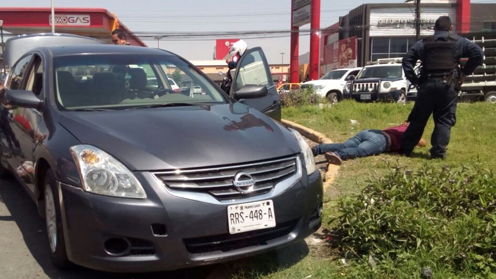 Detienen a 10 personas durante balacera en Nuevo León