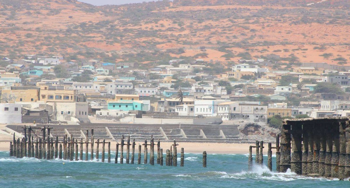Explosión en estadio de futbol deja cinco muertos y ocho heridos