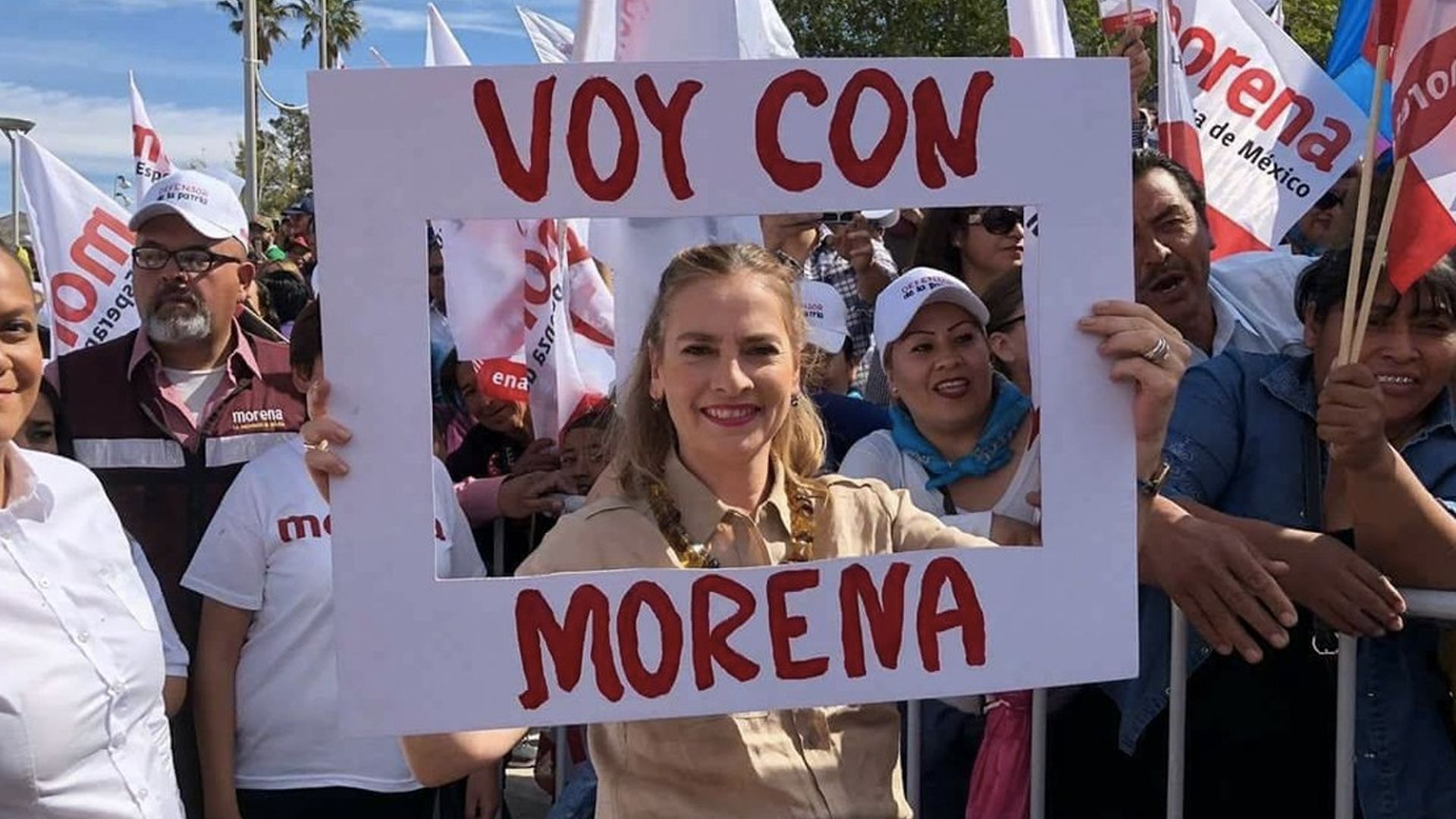 Esposa de López Obrador da primer discurso durante campaña