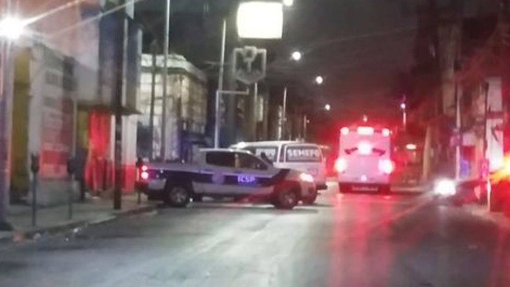 Encuentran cadáver al interior de vehículo en Monterrey
