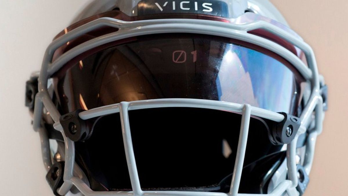 La NFL prohíbe el uso de 10 variedades de cascos