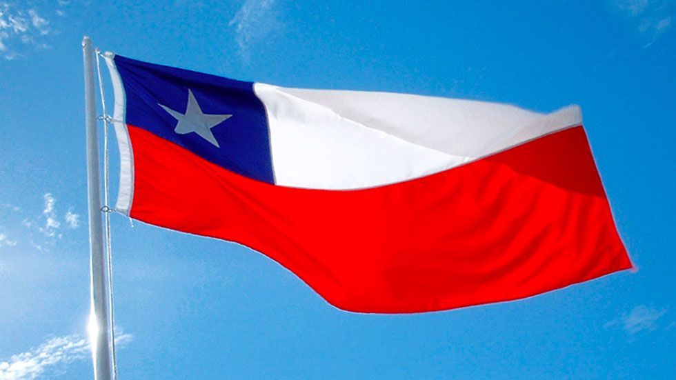 Chile regularizará a 300 mil inmigrantes ilegales