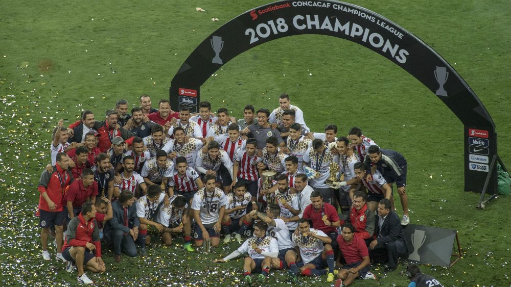 Chivas llega a un acuerdo con plantilla y podrá contratar jugadores - chivas-campeon-concachampions
