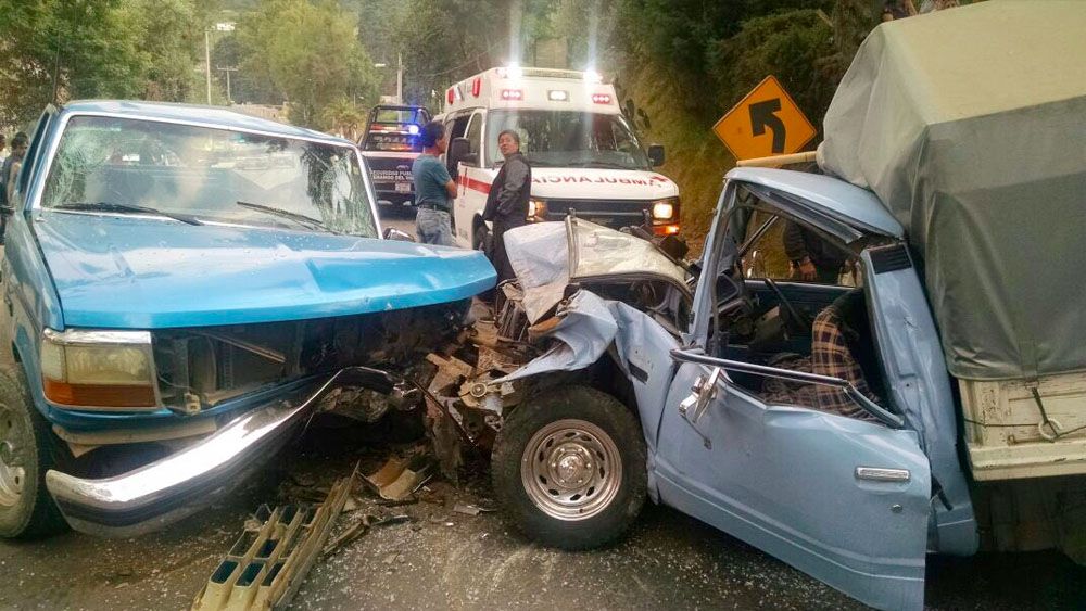 Al menos ocho lesionados tras choque en el Estado de México