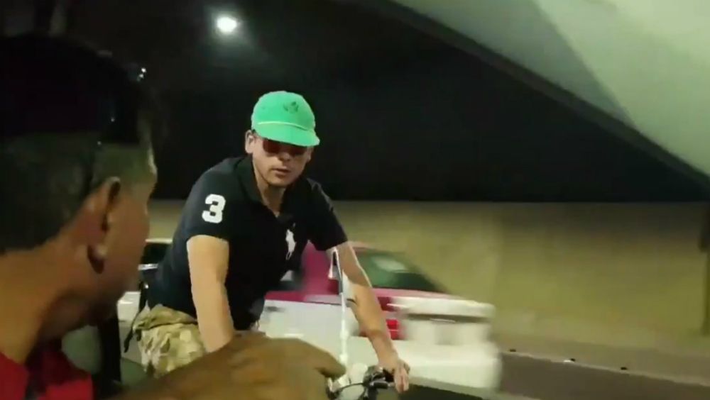 #Video Reclaman a ciclista que circula por desnivel de Periférico #Video Reclaman a ciclista que circula por desnivel de Periférico