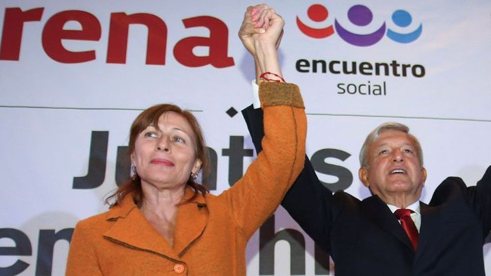 Clouthier asegura que AMLO voló en aerotaxi, la ley la contradice