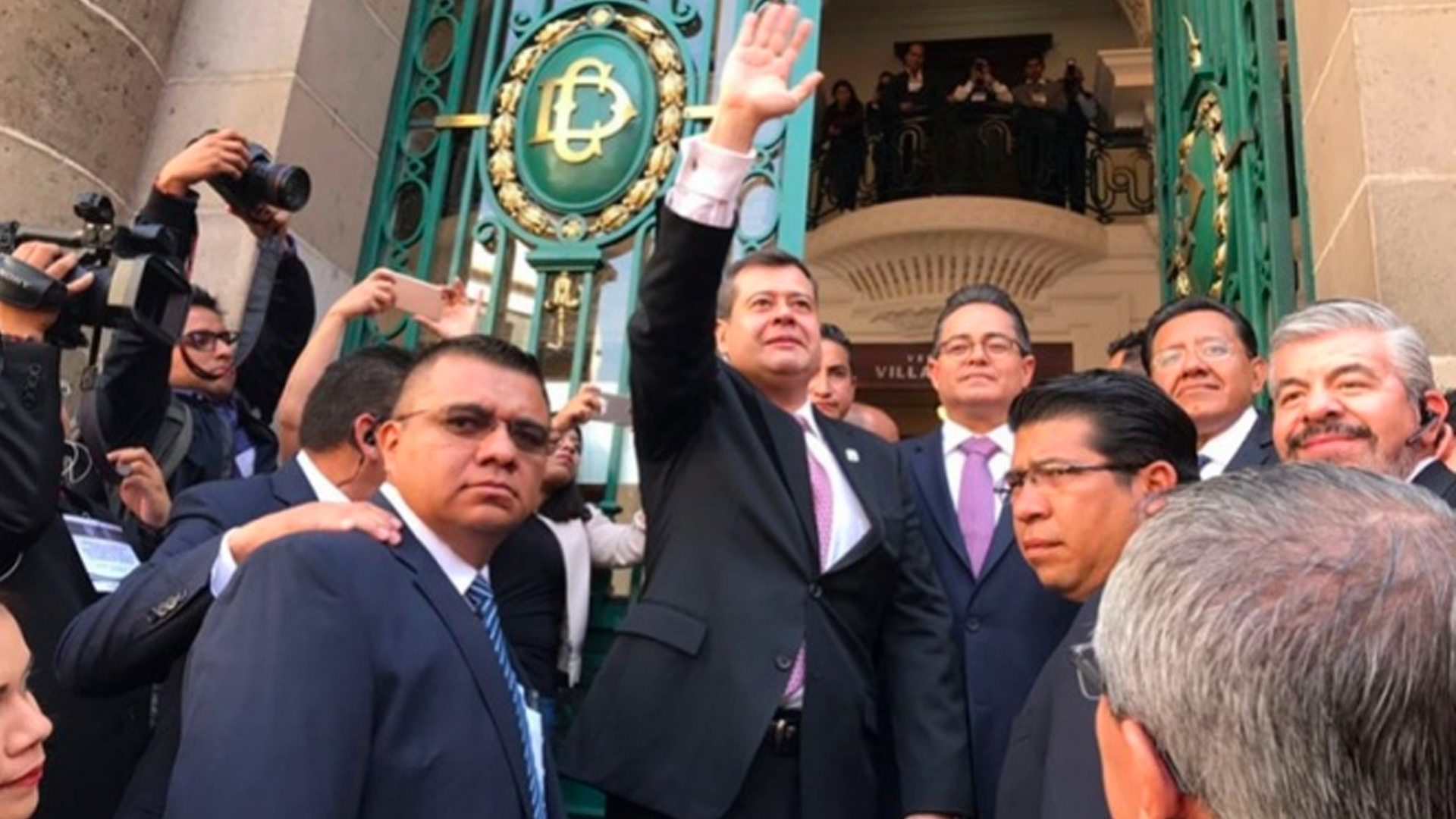 Amieva toma protesta como Jefe de Gobierno sustituto de la Ciudad de México