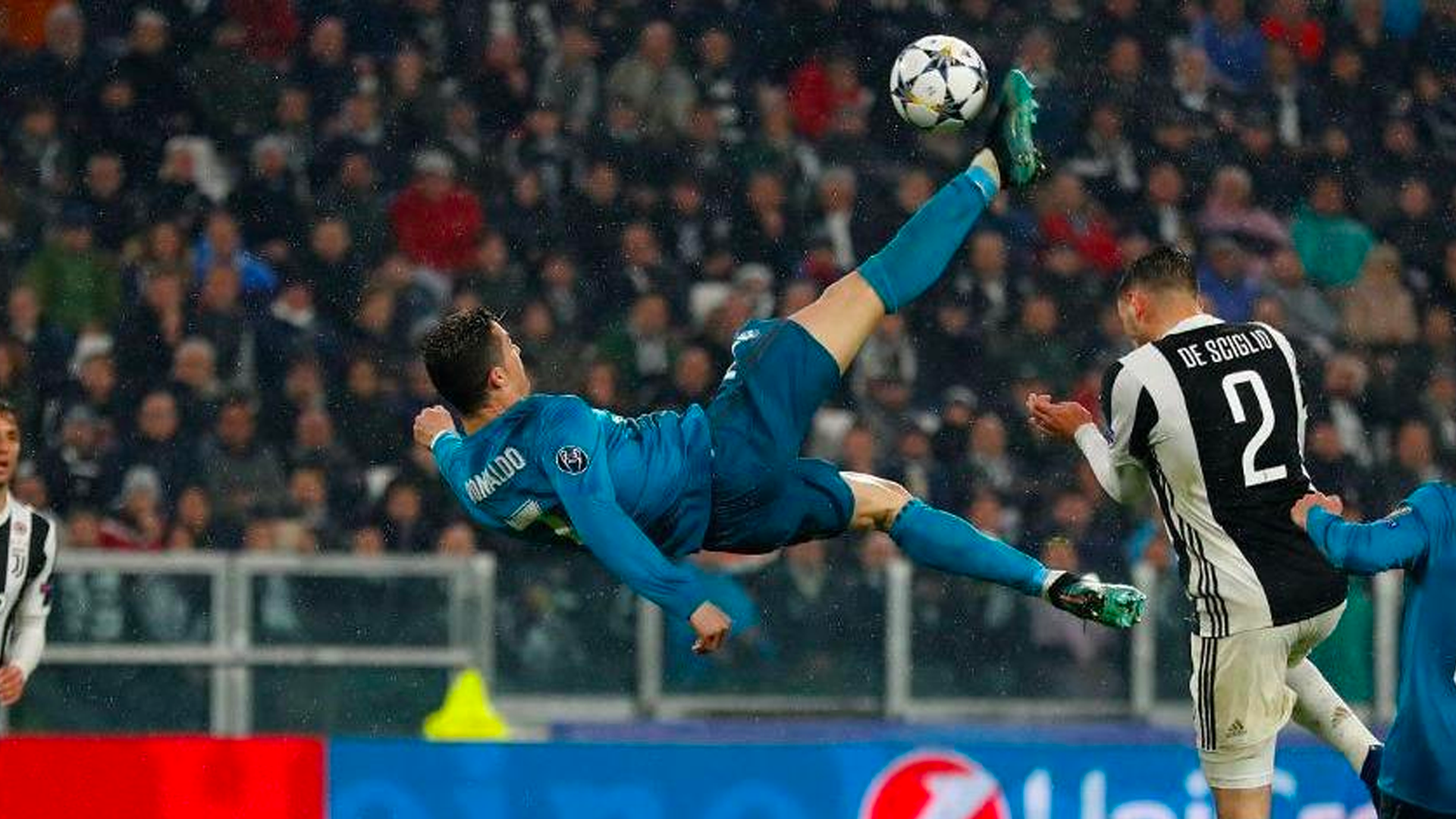 ¿Gol de chilena de Cristiano Ronaldo lo vuelve el mejor jugador del mundo?