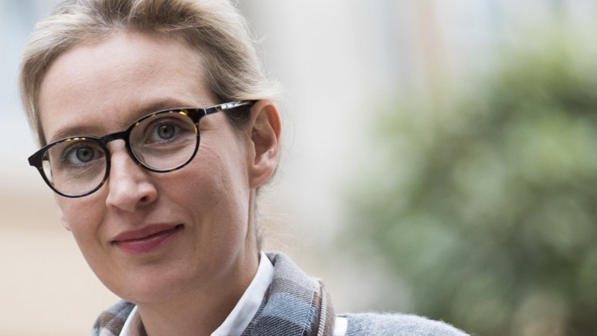 Política alemana gana demanda para censurar insultos contra ella en Facebook Política alemana gana demanda para censurar insultos contra ella en Facebook