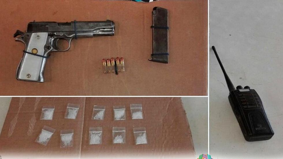 Detienen a presunto implicado en asesinato de policías en Zihuatanejo - detienen-a-implicado-homicidio-policias-zihuatanejo-roberto-x23-2