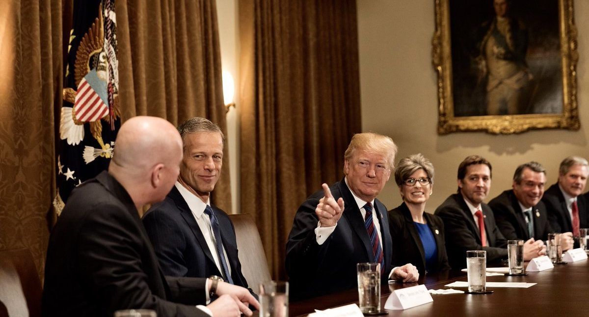 Ninguna empresa se llevará inversión a México mientras se renegocia TLC: Trump