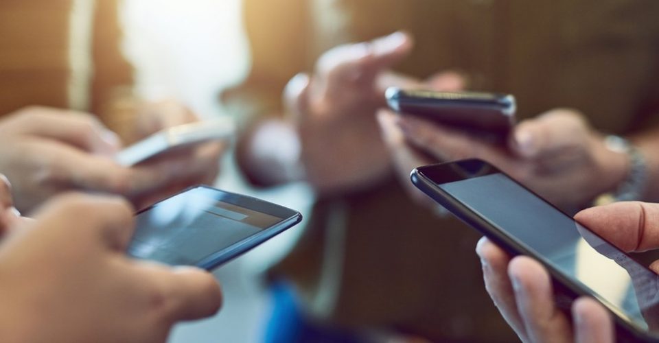 Error en WhatsApp permite recibir mensajes de usuarios bloqueados - grupos-whatsapp